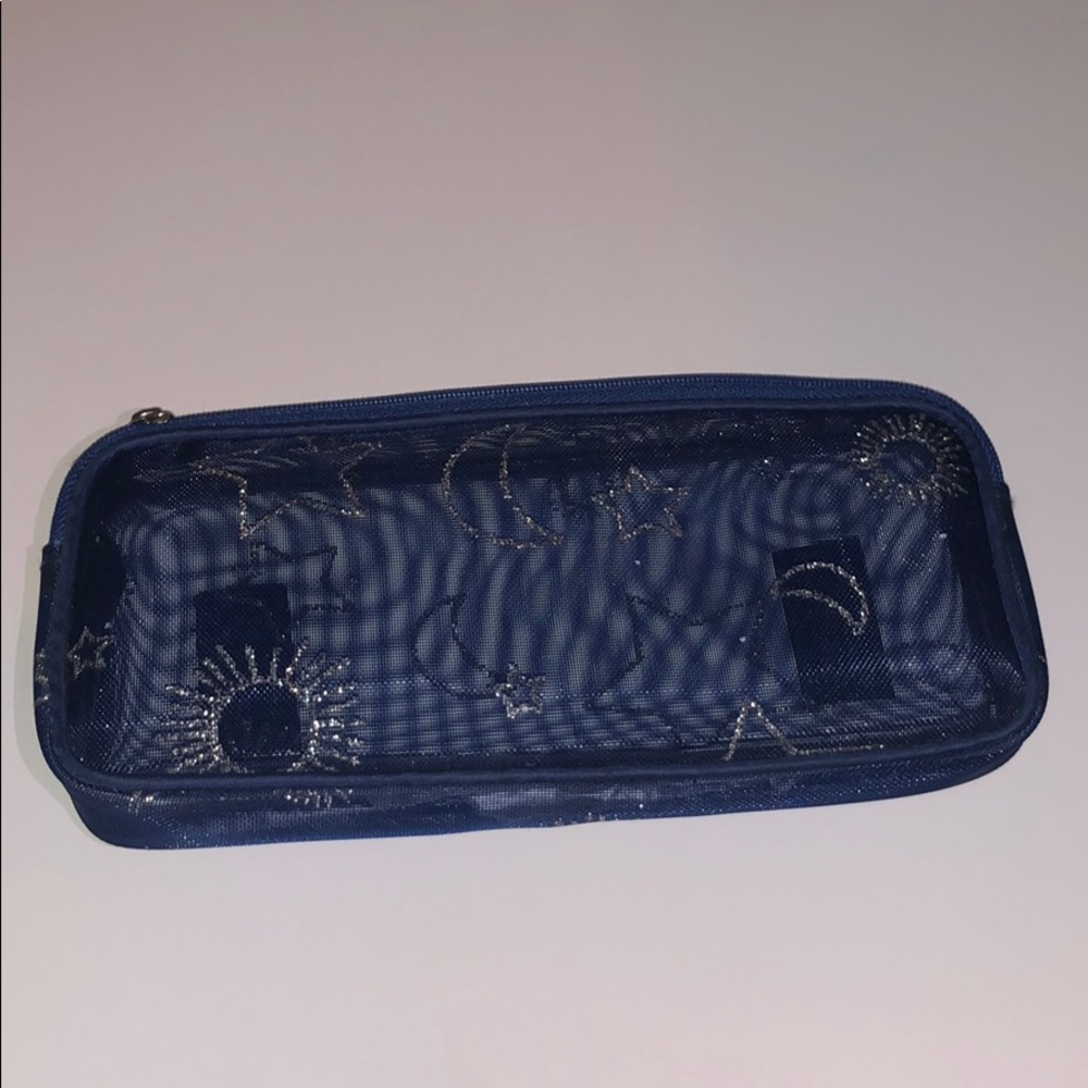 Mesh hand bag